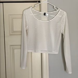 White long sleeve crop top